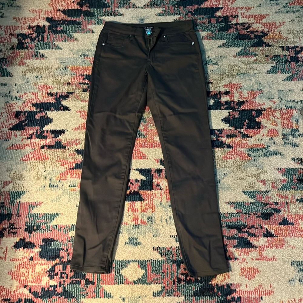NEW WITHOUT TAG Venus Gray Rhinestone Jeggings